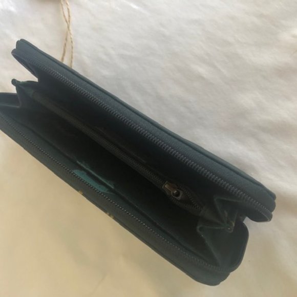 Brakeburn Wallet - Picture 3 of 6